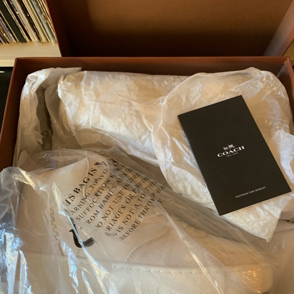 Coach athletic shoes - Picture 9 of 9